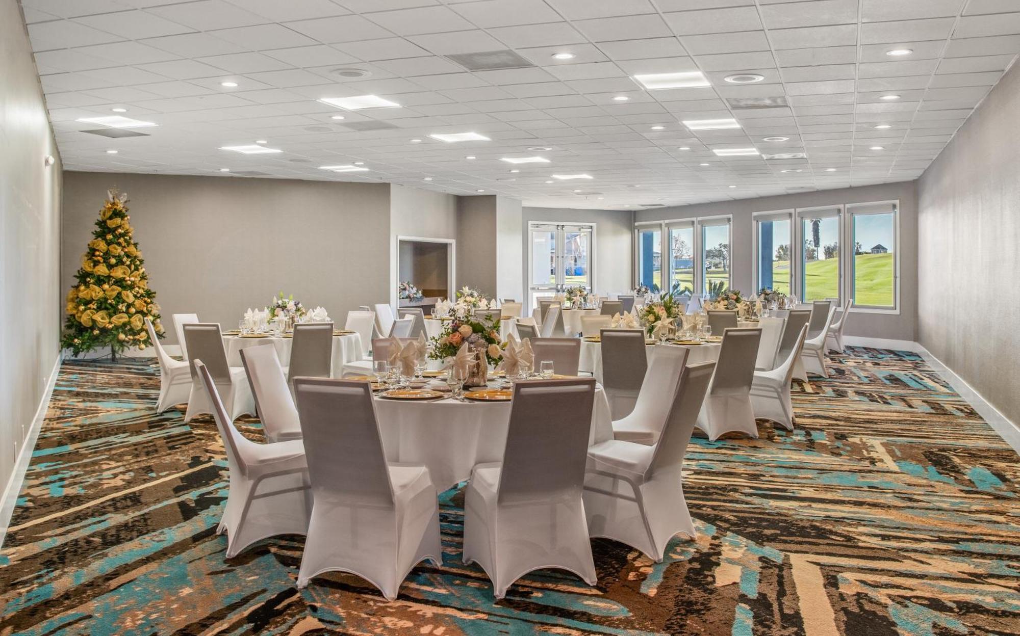 Staybridge Suites Oxnard - River Ridge By Ihg Bagian luar foto