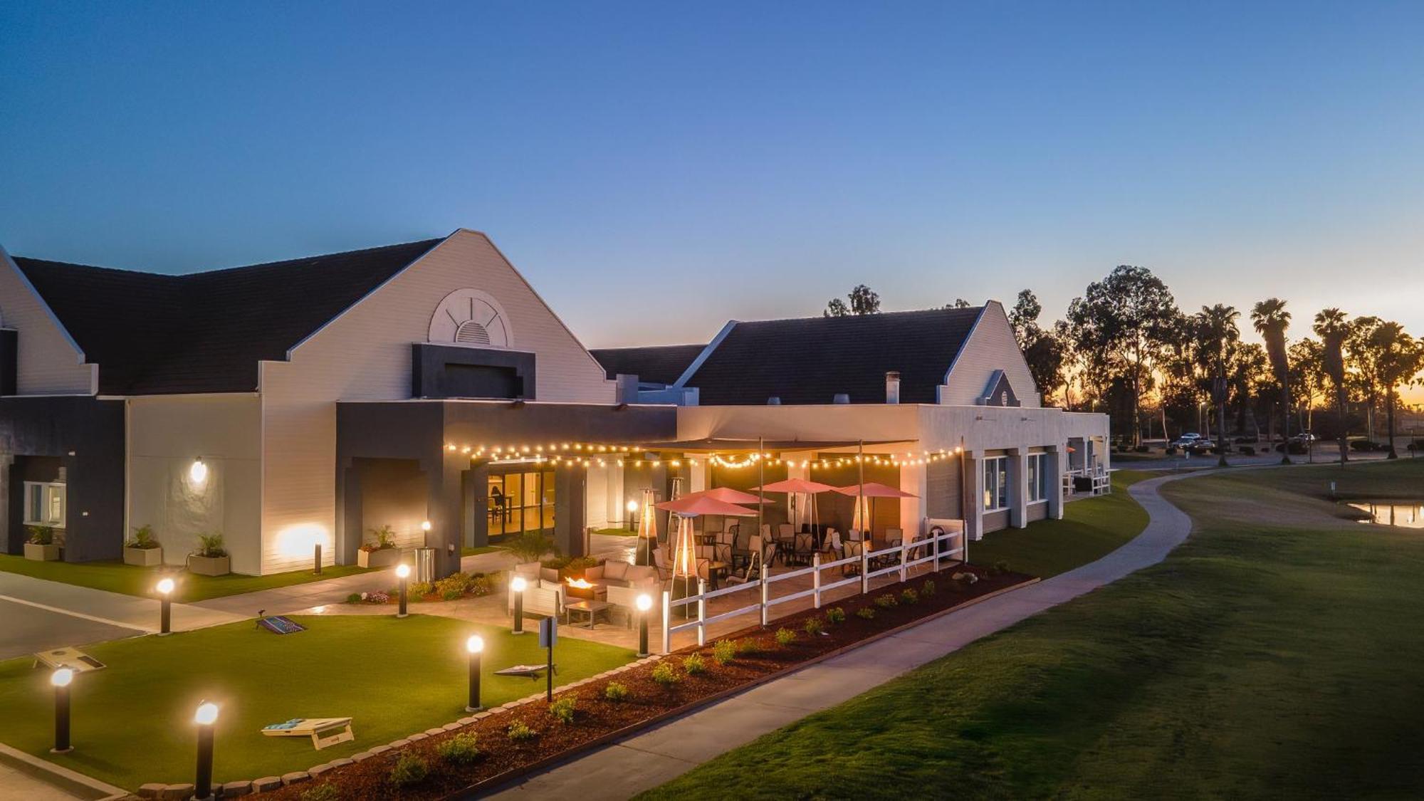 Staybridge Suites Oxnard - River Ridge By Ihg Bagian luar foto
