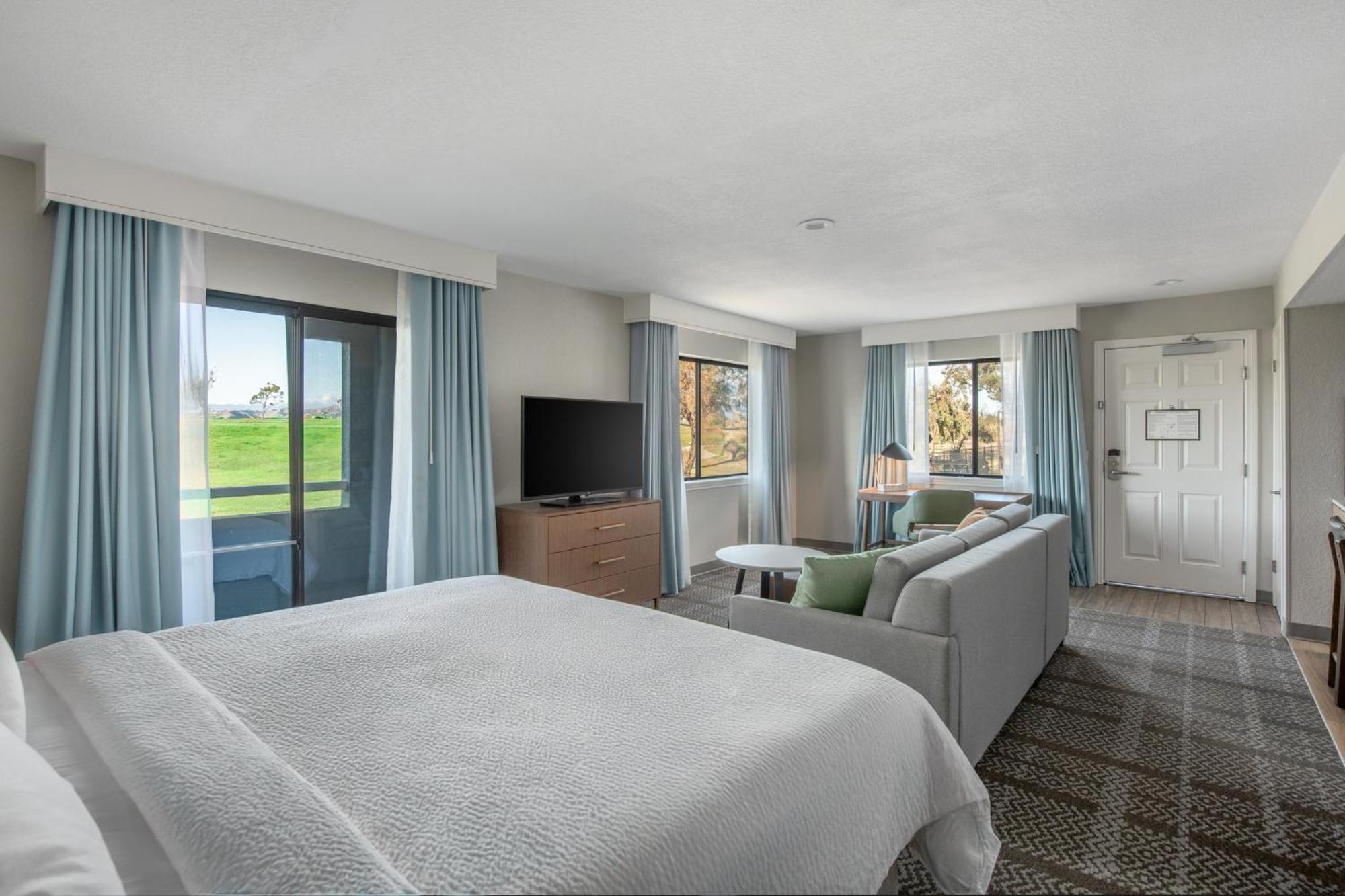 Staybridge Suites Oxnard - River Ridge By Ihg Bagian luar foto